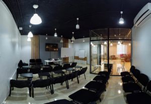 مركز الاتصال للاستشارات التعليمية